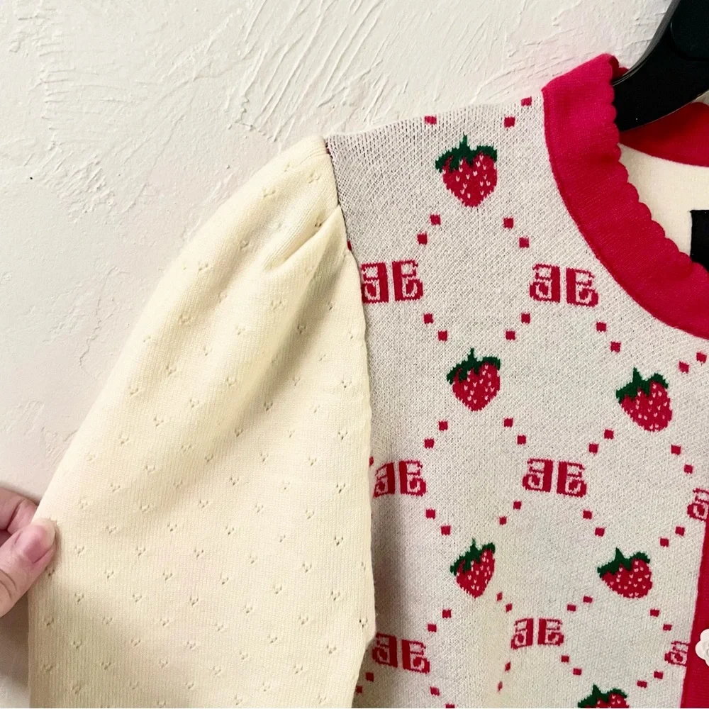 EllandEmm NWOT Strawberry Monogram Cardigan in Cream and Red, Size S/M - Picture 6 of 14